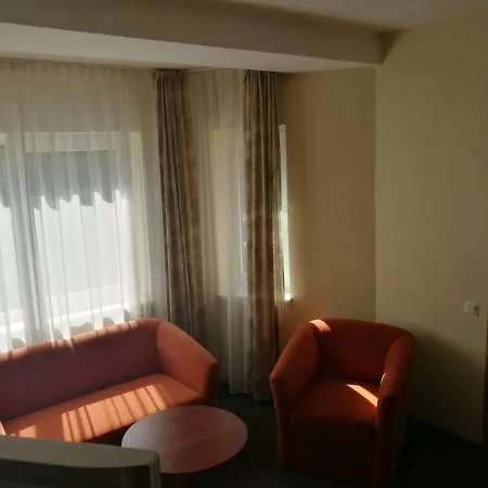 Szálloda Promenada 3*